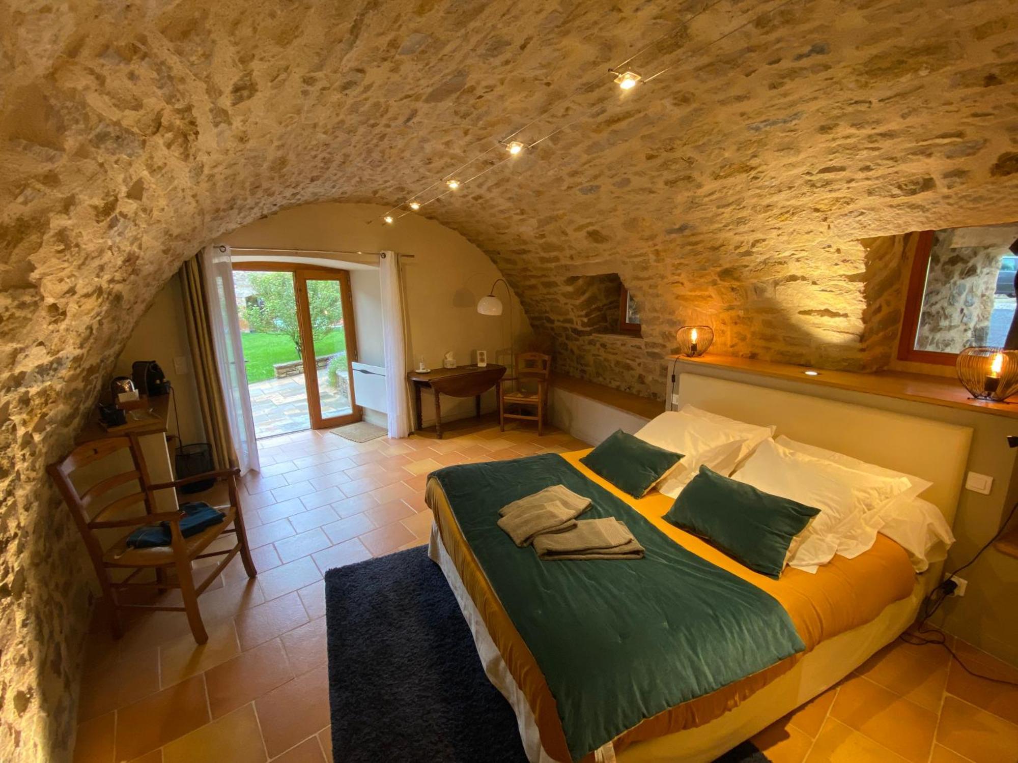 Saint-Beauzely Les Caselles, Gite Et Maison D'Hotes מראה חיצוני תמונה